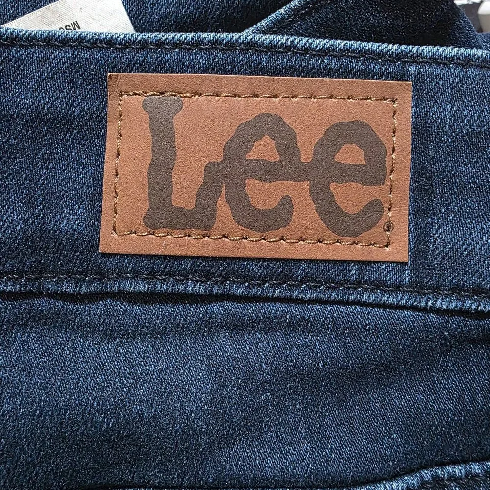 Lee High Rise Skinny Leg Slim Jeans Womens Plus Sz 18W Medium & 20W Medium Blue - Picture 8 of 12